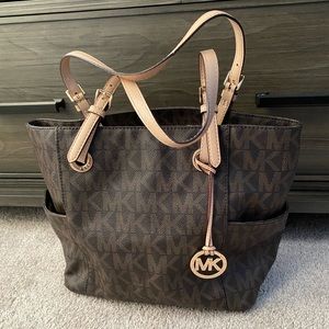 Michael KORS Jet Set East West Tote - Brown MK